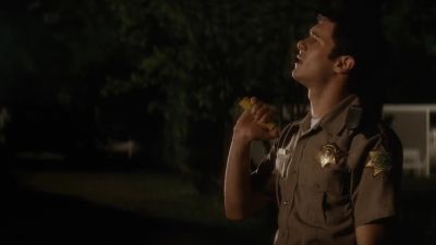 - Perkins, was there a window open on your
last perimeter check? Perkins, come in. Over. - Scream 4