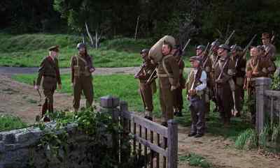 - Permission to move off, sir.
- Carry on, sergeant. - Bedknobs and Broomsticks
