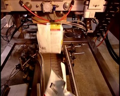 PET-FOOD EXPERTS SAY - How It's Made