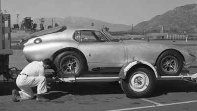 Pete Brock had defied everyone
with his design, - Shelby American