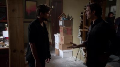 Pete: We need to take it out
to open up the room. - Under the Dome