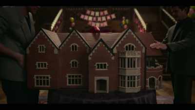 [Peter grunts] - The Haunting of Bly Manor