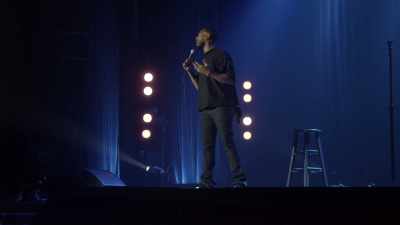 Petreceam mult timp cu ea, - Marlon Wayans: God Loves Me