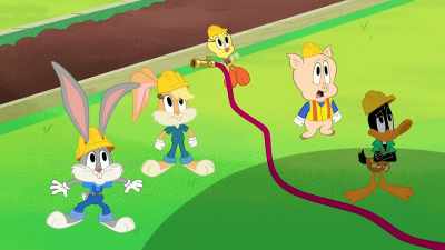 Petunia,
if you let go of that hose, - Bugs Bunny Builders