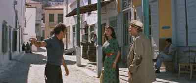 - Phaedra, aren't we going with the boat?
- No, let's go! - Boy on a Dolphin