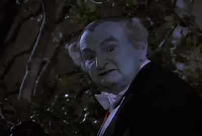[Phantom singing ltalian opera] - The Munsters' Revenge