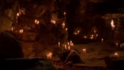 Phasmatos, raverus un animun. - The Vampire Diaries