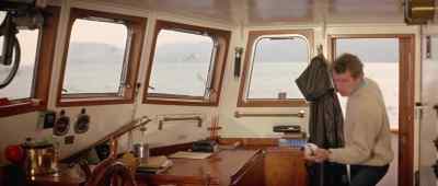 Phil! Someone's coming. - When Eight Bells Toll