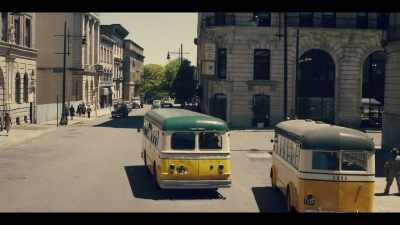 -PHILIP: We could get lost.
-You can't get lost. - The Plot Against America