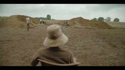 -[Phillips] How does it look to you?
-[Brailesford] Sir? - The Dig