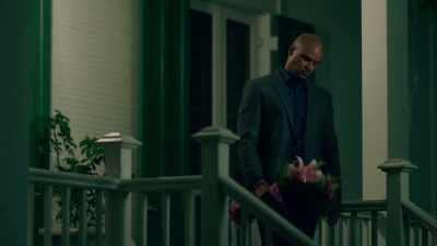 ( phone beeps off ) - Queen Sugar