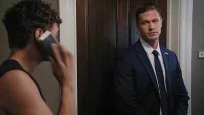 [PHONE BEEPS OFF] - Tyler Perry's The Oval