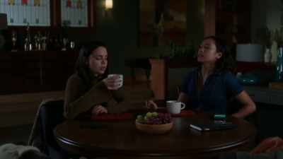 [phone beeps] - Pretty Little Liars: The Perfectionists