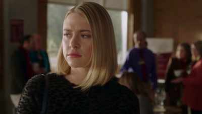 [phone beeps] - Pretty Little Liars: The Perfectionists