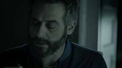 [phone beeps] - Eyewitness