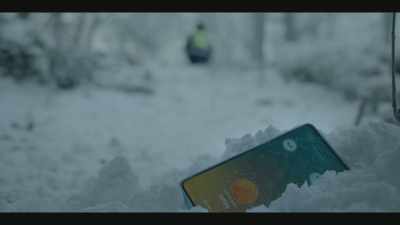 PHONE BUZZES - Passenger