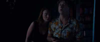 (phone buzzing)
(Phoenix sighing) - Alien Invasion