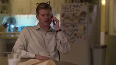 [phone buzzing] - Diary of a Future President