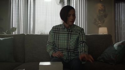 [PHONE CHIMES] - Supergirl