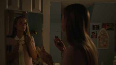 [phone chiming] - The Girl from Plainville