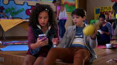 (phone chirps) - Andi Mack