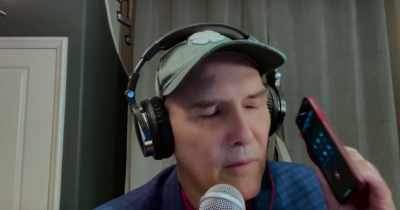 [phone continues ringing] - Norm Macdonald: Nothing Special