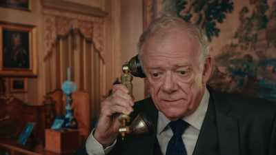 [phone hangs up] - A Not So Royal Christmas