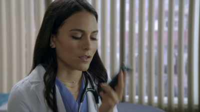 [phone line beeping] - Diagnosis Delicious
