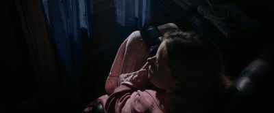 [phone ringing] - The Woman in the Window