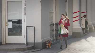 [phone ringing] - A Taste of Christmas