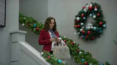 [phone ringing] - Random Acts of Christmas