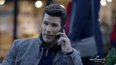 [phone ringing] - With Love, Christmas
