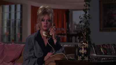 (PHONE RINGING) - There's a Girl in My Soup