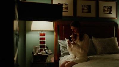 (PHONE RINGING) - Grimm
