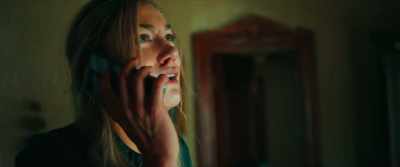 (phone ringing) - Woman in the Maze