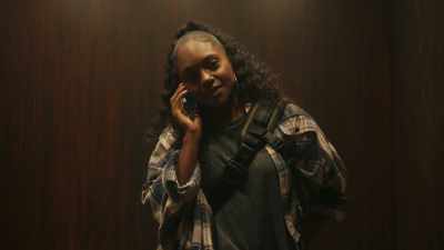 (phone ringing) - Robyn Hood