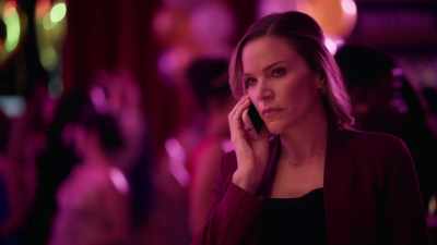 (phone ringing) - Abducted on Prom Night
