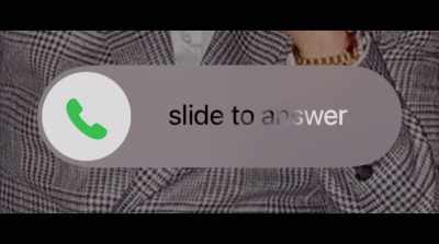 [phone ringing] - The Tinder Swindler