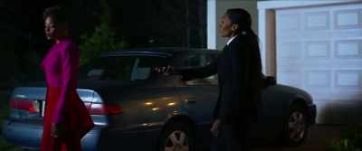 - [phone ringing]
- Your phone's ringing, Madam. - All the Queen's Men