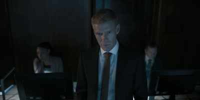 [phone rings] - Bodyguard