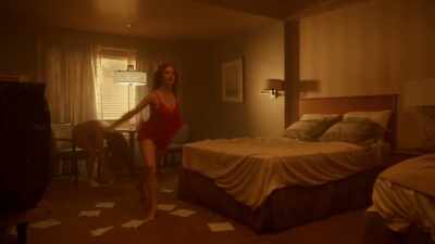 ( phone rings ) - Room 104