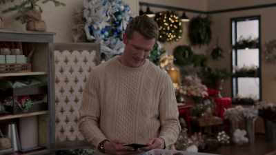 [PHONE RINGS] - Christmas Wreaths and Ribbons