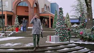 (phone rings) - Creating Christmas