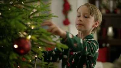 [phone rings] - Random Acts of Christmas