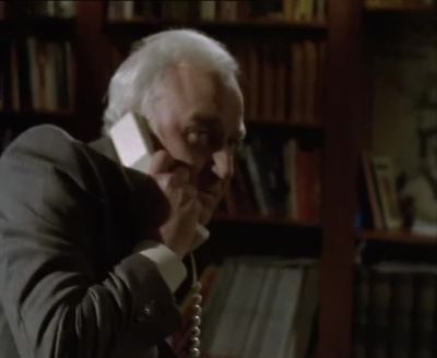 (Phone rings) - Inspector Morse