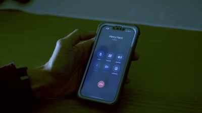 (phone vibrates) - The Neighbors Are Watching
