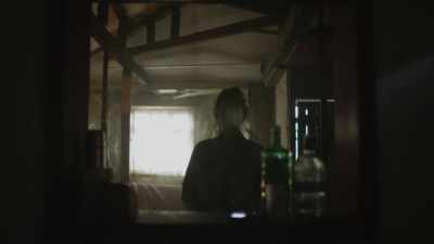 PHONE VIBRATES - Rellik