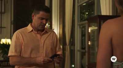 [phone vibrating] - You Had Me at Aloha