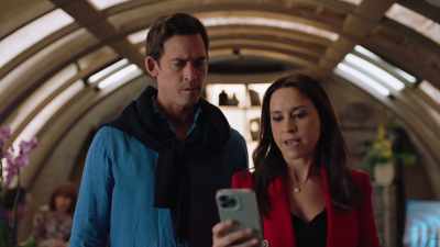 (phone vibrating) - The Dancing Detective: A Deadly Tango
