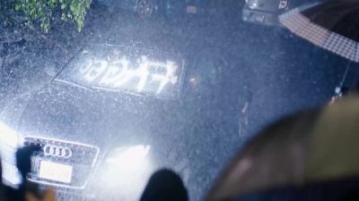 [photographers clamoring] - Sense8
